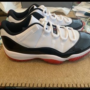 Meet your Posher, Emmanuel